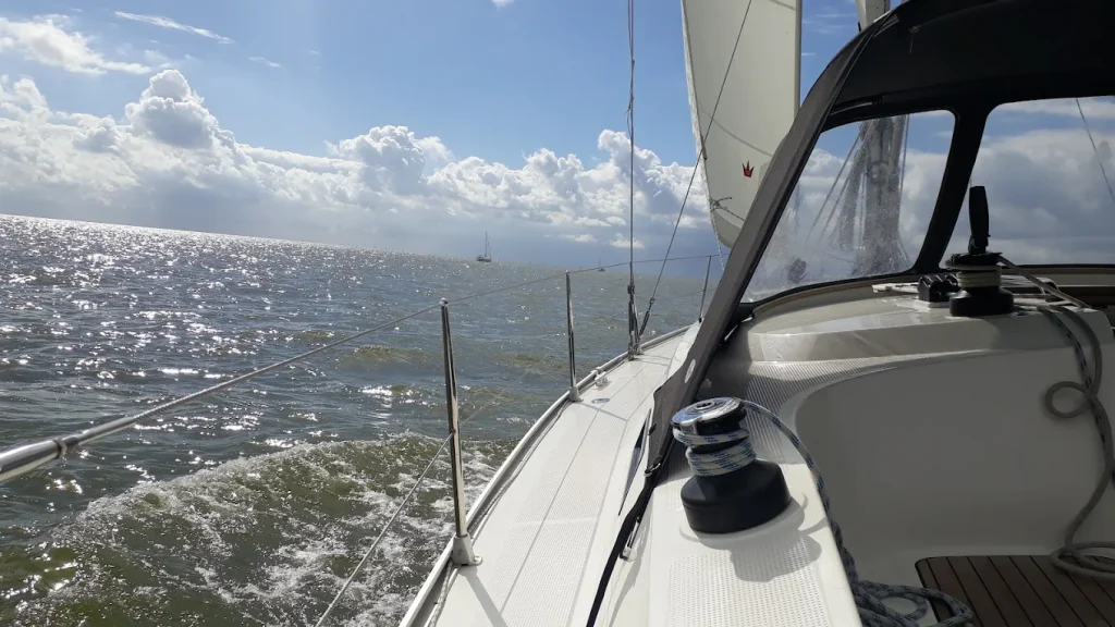 Zeilboot huren zonder vaarbewijs